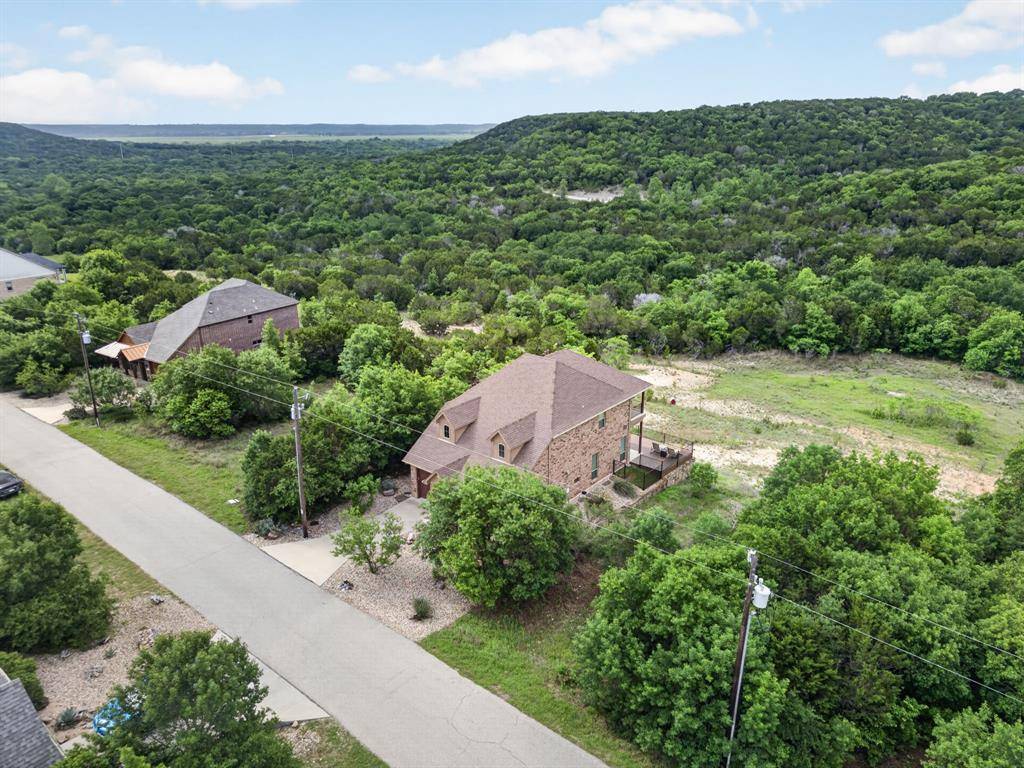 8714 Fullerton Drive, Cleburne, TX 76033