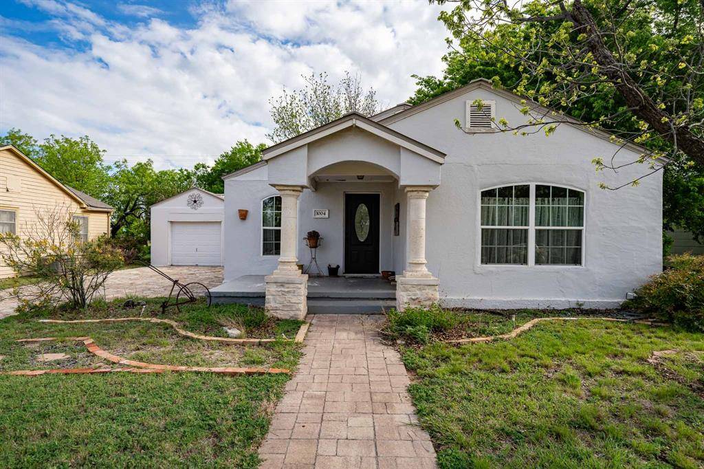 1004 N 7th Street, Ballinger, TX 76821