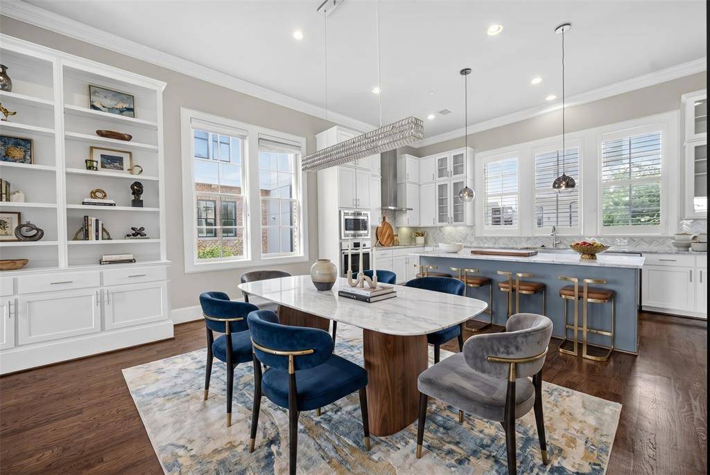 520 S Pearl Expressway S, Dallas, TX 75201