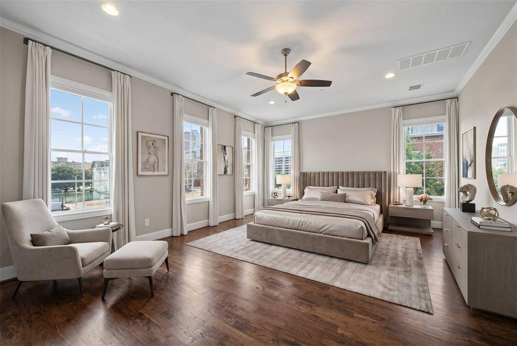 520 S Pearl Expressway S, Dallas, TX 75201