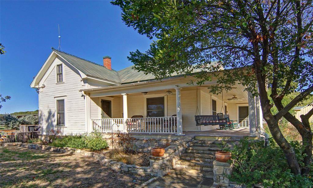 400 S Weldons Way, Graford, TX 76449