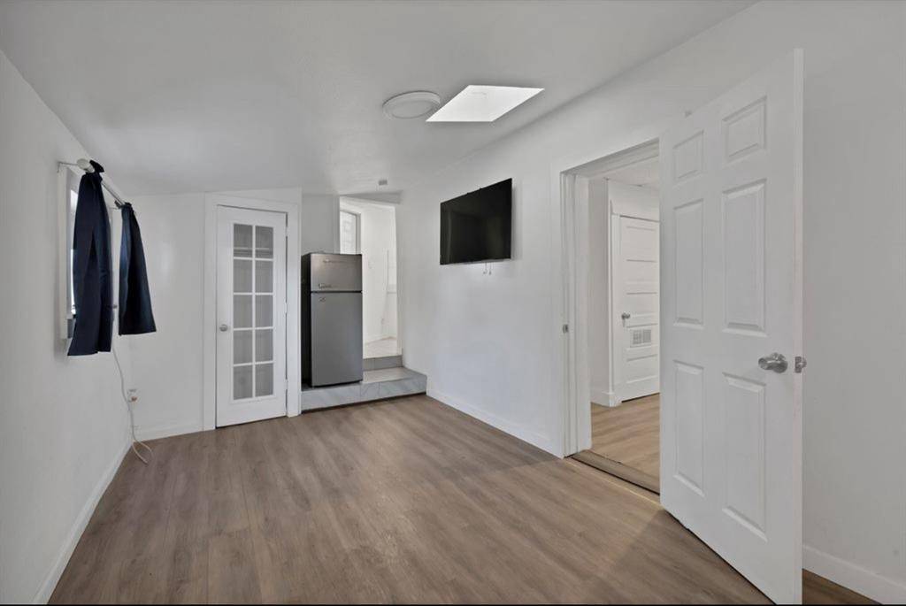 928 S Windomere Avenue #B, Dallas, TX 75208