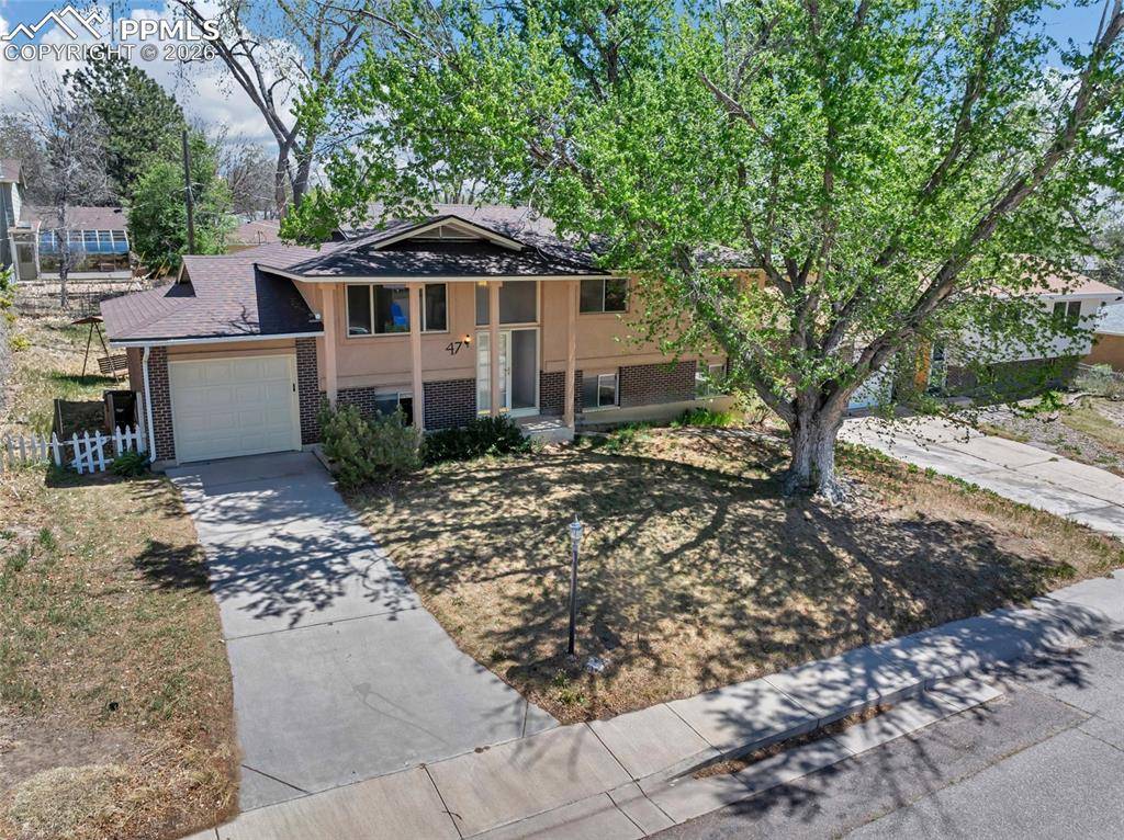 47 Landoe LN, Colorado Springs, CO 80911