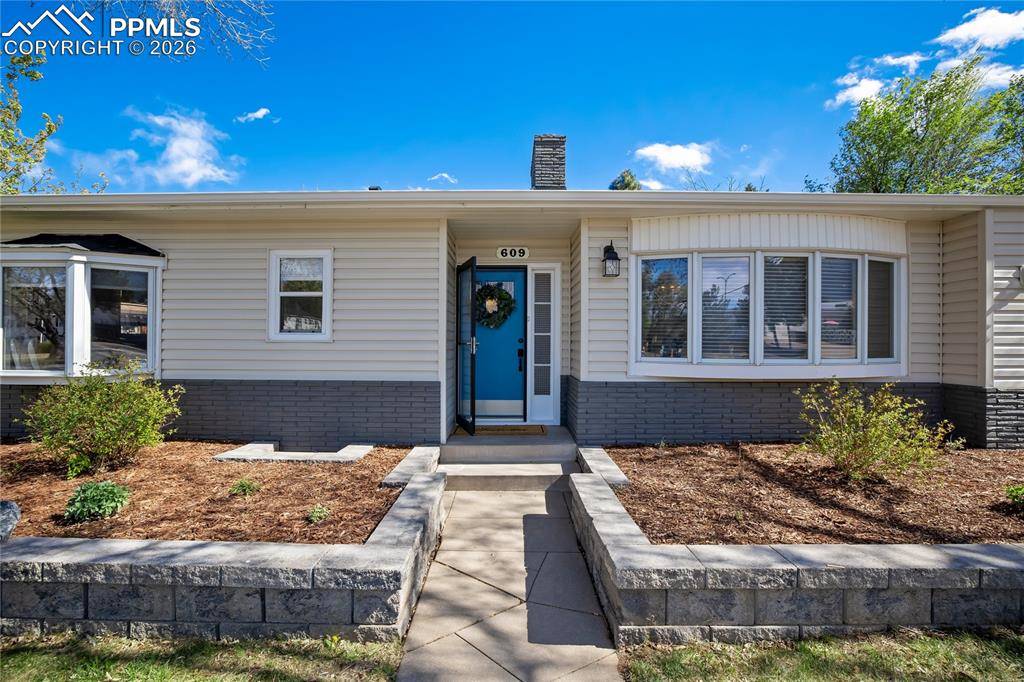 609 Cheyenne BLVD, Colorado Springs, CO 80905