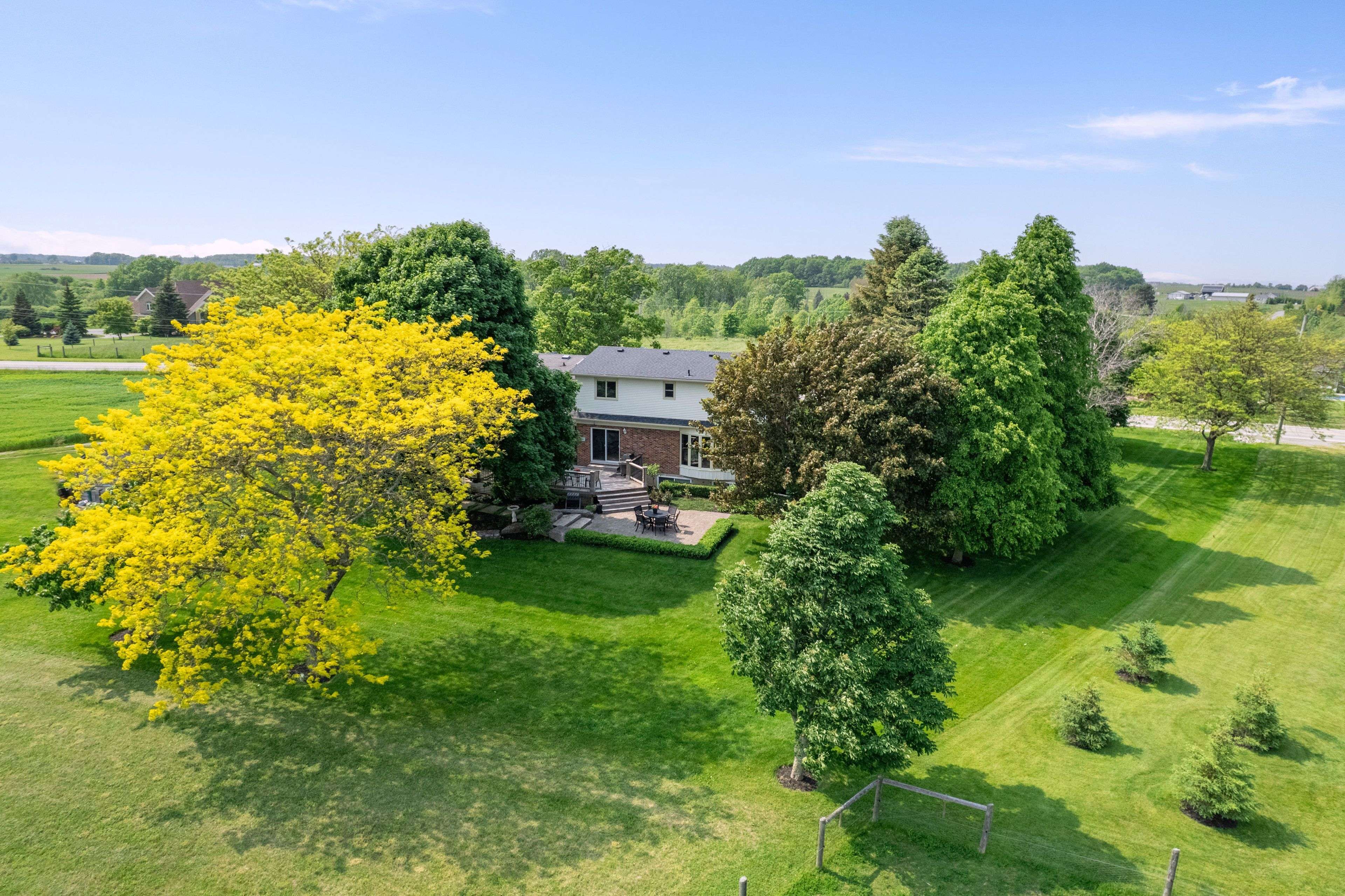 2698 Twenty Rd. RD, Lincoln, ON L0S 1C0