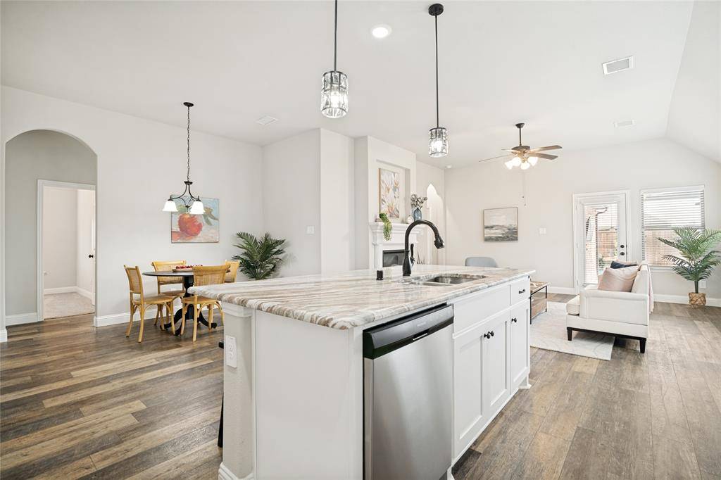 529 Oleander Drive, Royse City, TX 75189