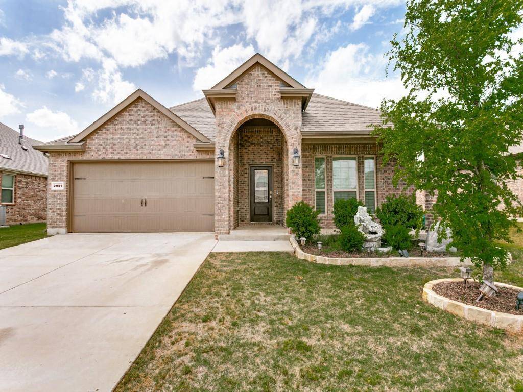 2921 Cerro Ranch Road, Aubrey, TX 76227