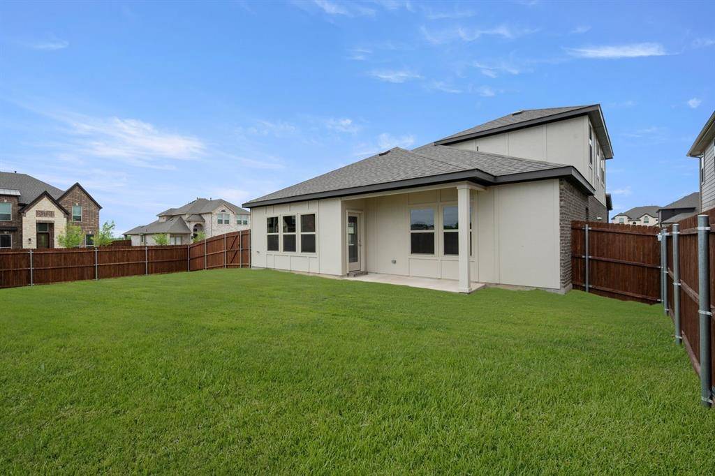 6737 Rosby Avenue, Fort Worth, TX 76123