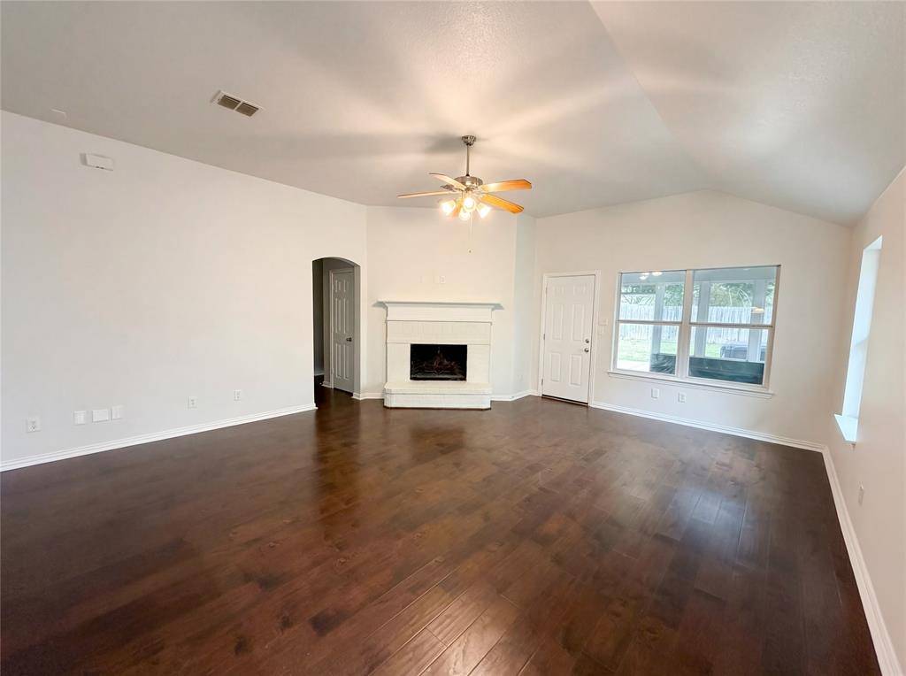 2124 Highland River Drive, Wylie, TX 75098