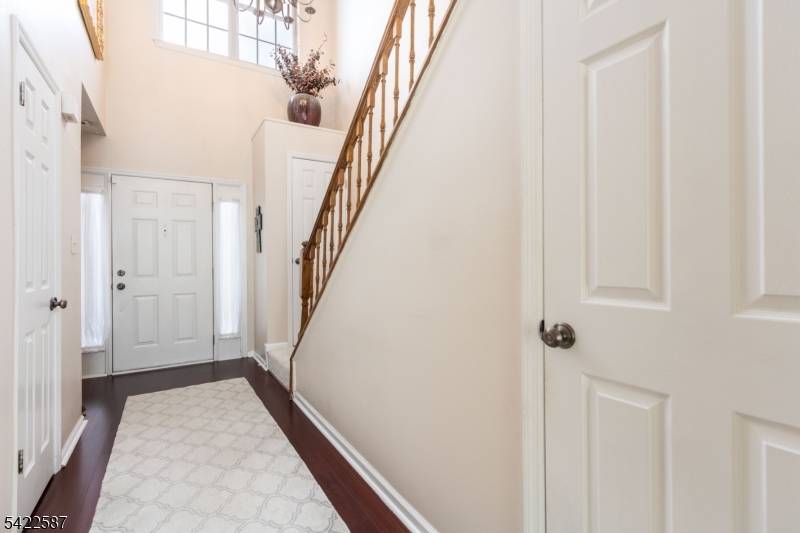 504 Reading Cir, Bridgewater Twp., NJ 08807