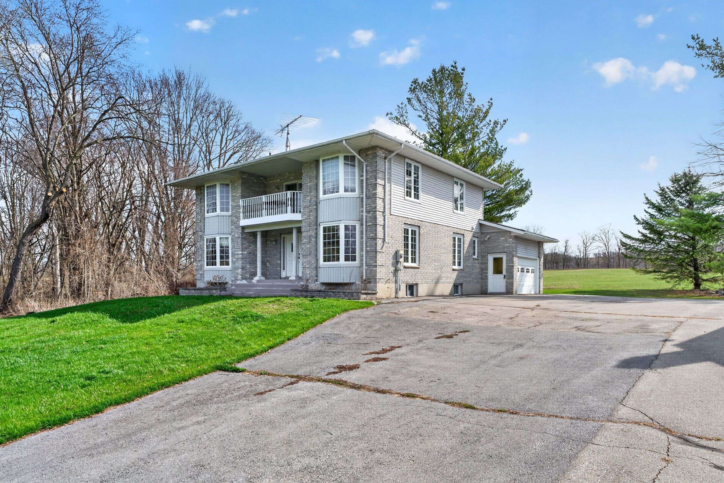 1866 Frankford-Stirling RD, Stirling-rawdon, ON K0K 3E0