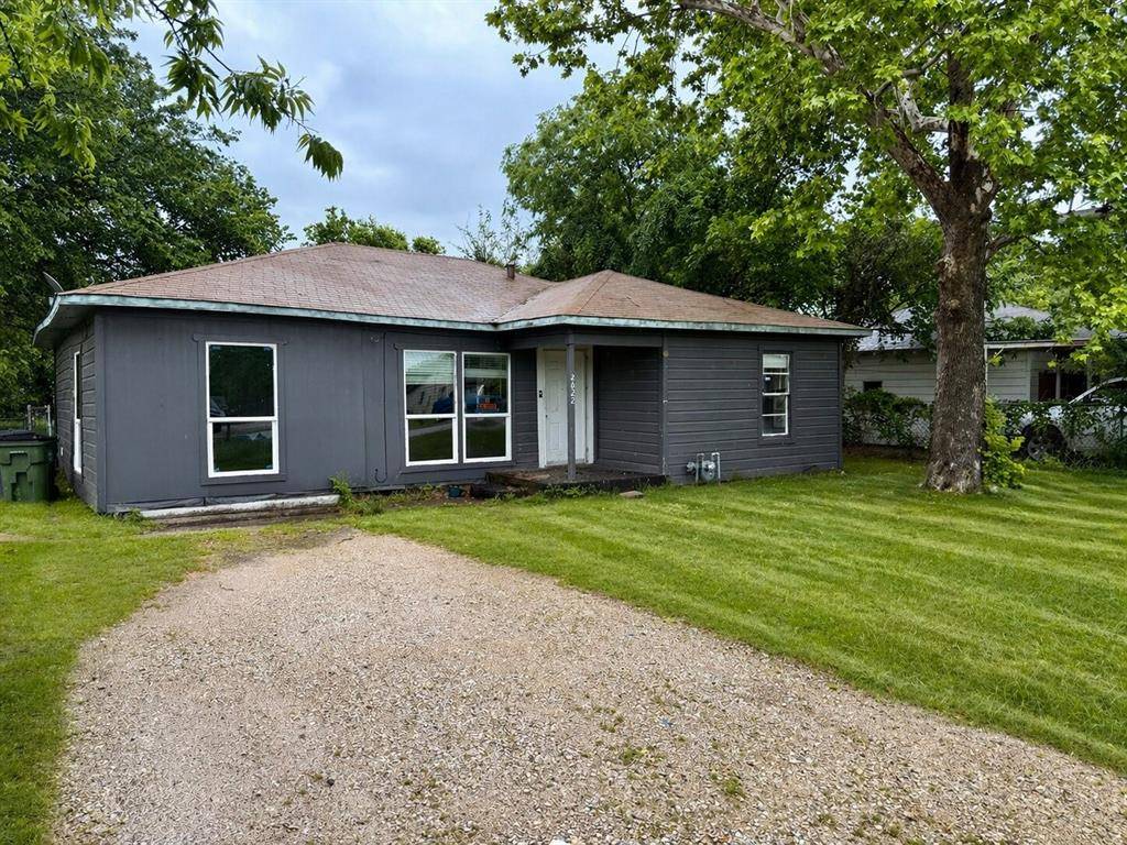 2622 Crystal Drive, Balch Springs, TX 75180