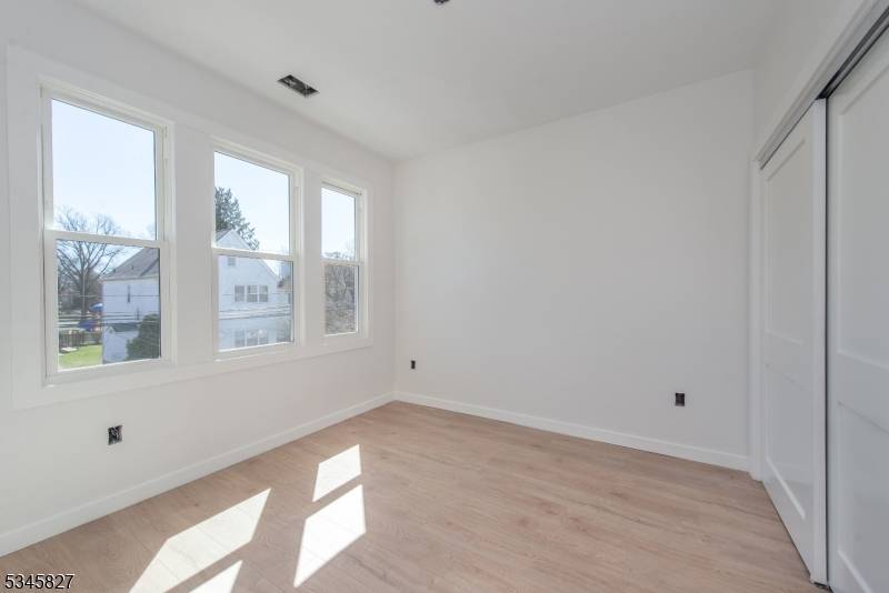 30 Bowdoin St #4, Clifton City, NJ 07013