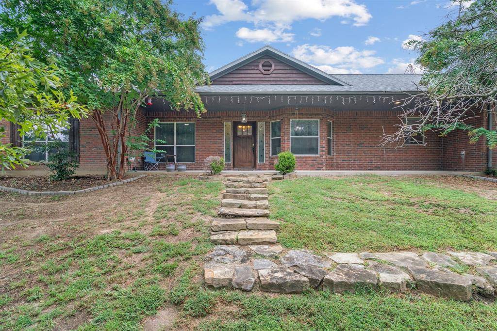 217 Naibara Trail, Weatherford, TX 76088