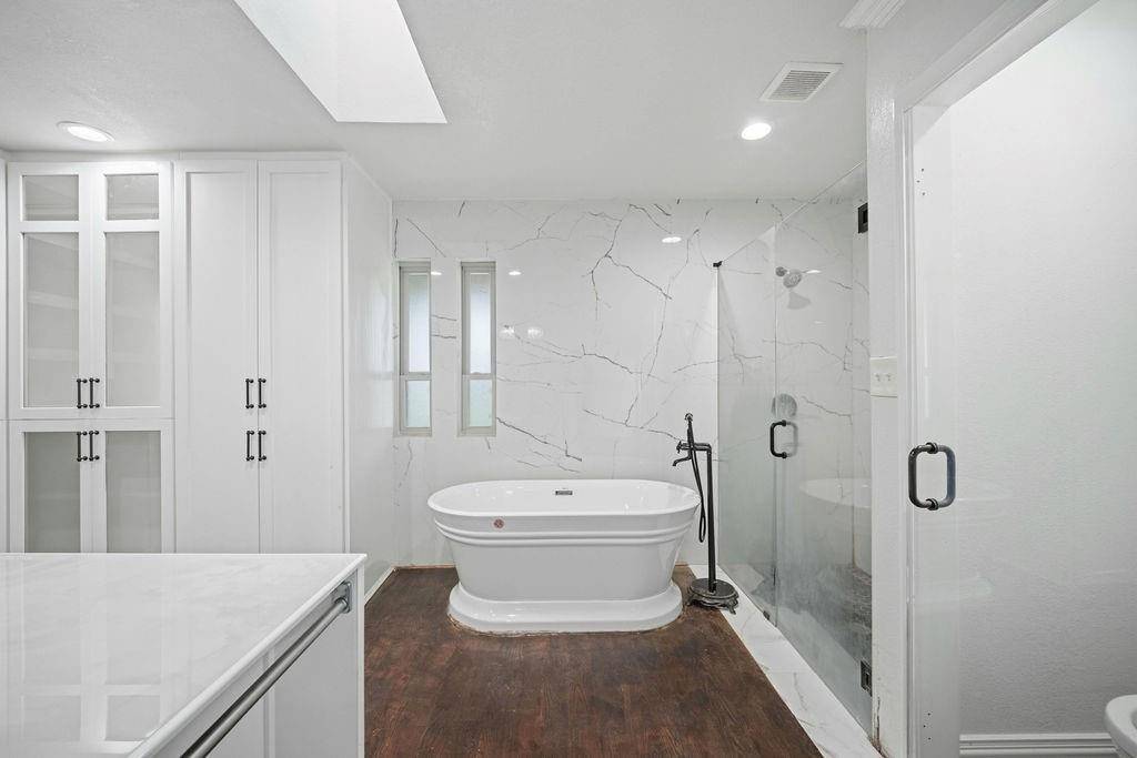 2705 Timberleaf Drive, Carrollton, TX 75006