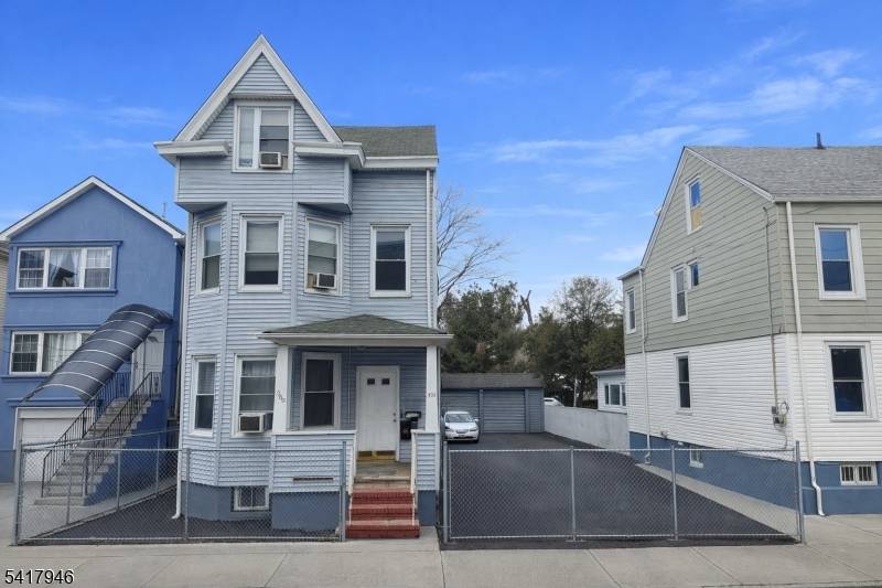 369 Totowa Ave, Paterson City, NJ 07502