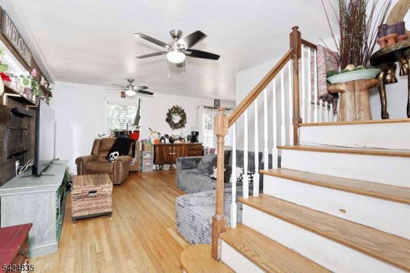 266 Coolidge Ave, Englewood City, NJ 07631
