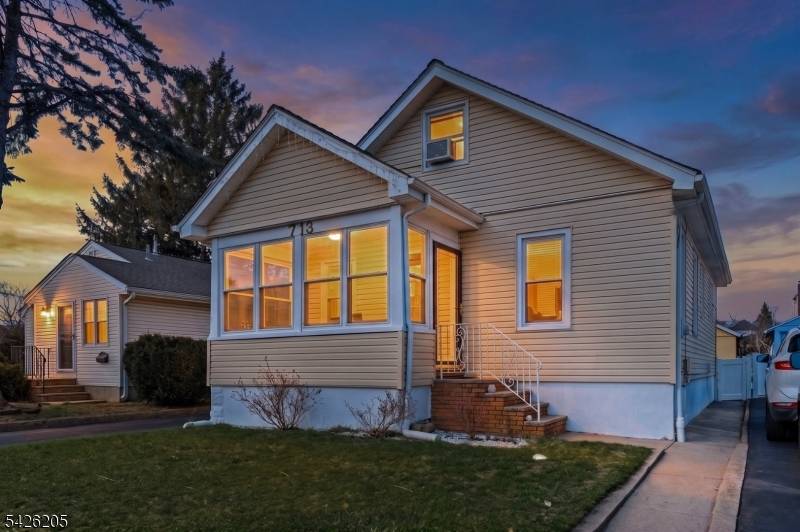 7-13 Henderson Blvd, Fair Lawn Boro, NJ 07410