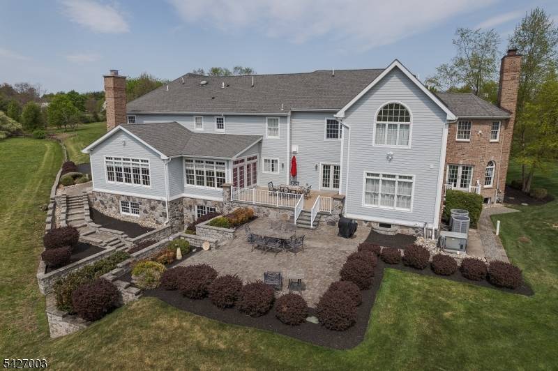 22 Spruce Ln, Montgomery Twp., NJ 08502