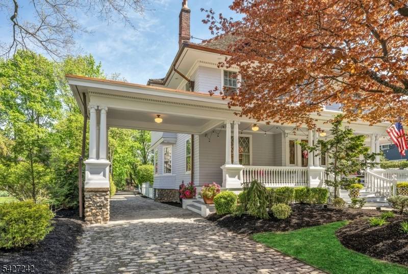 427 Spring Ave, Ridgewood Village, NJ 07450