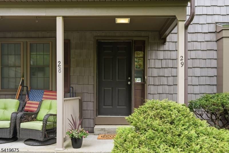 29 Oriole Dr, Allamuchy Twp., NJ 07840