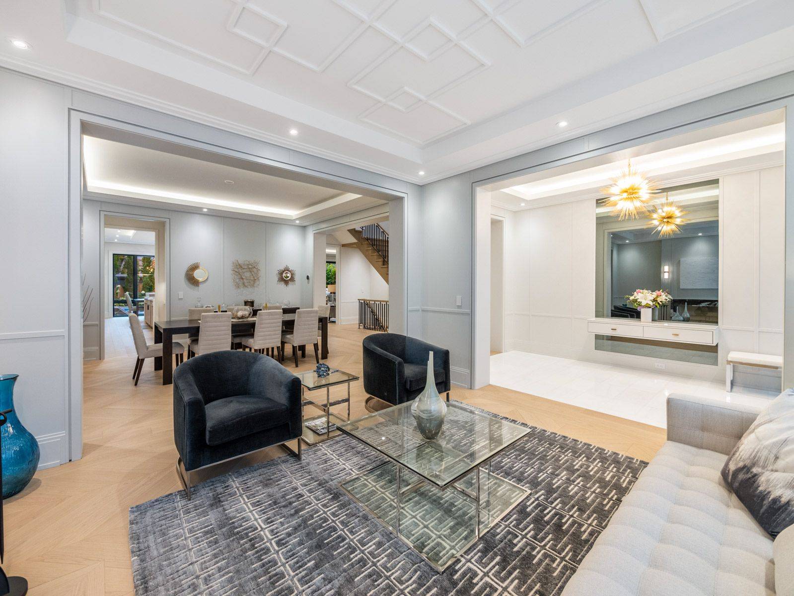 123 Rochester AVE, Toronto C12, ON M4N 1N9