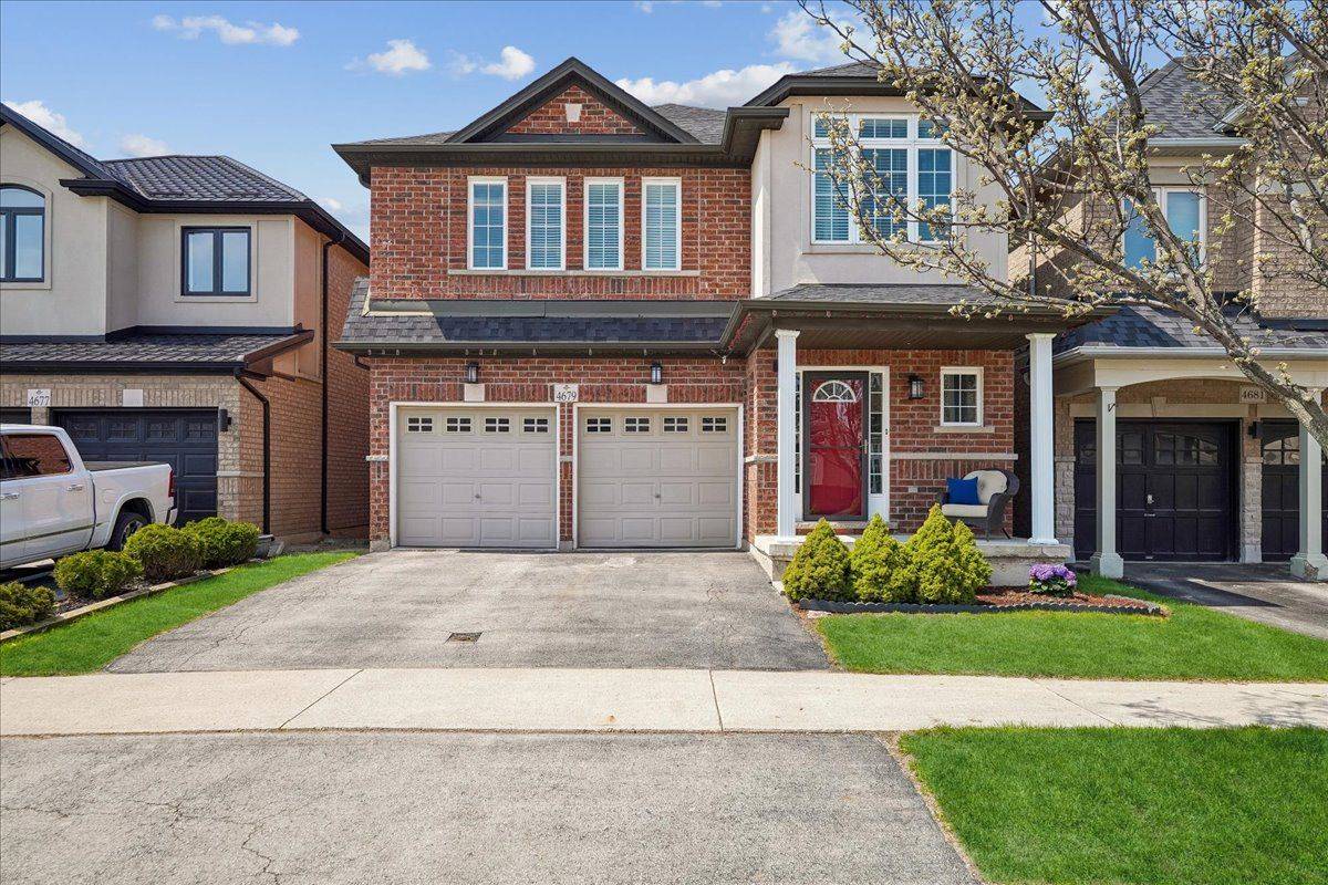 4679 Webb ST, Burlington, ON L7M 0E3