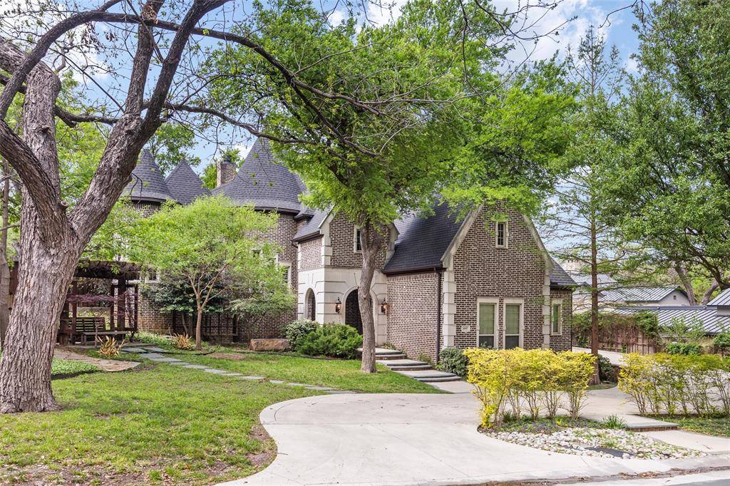 14907 Lake Forest Drive, Addison, TX 75254