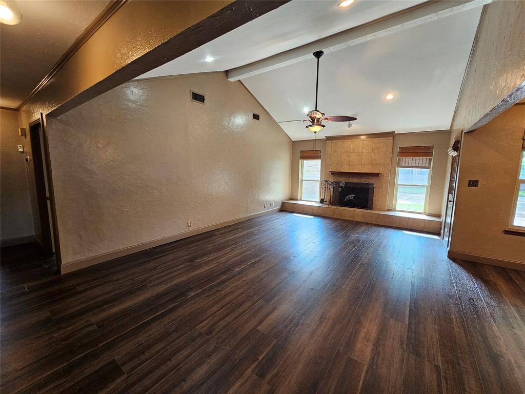 1701 Coral Rock Court, Irving, TX 75060