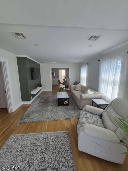 2245 Price St, Rahway City, NJ 07065