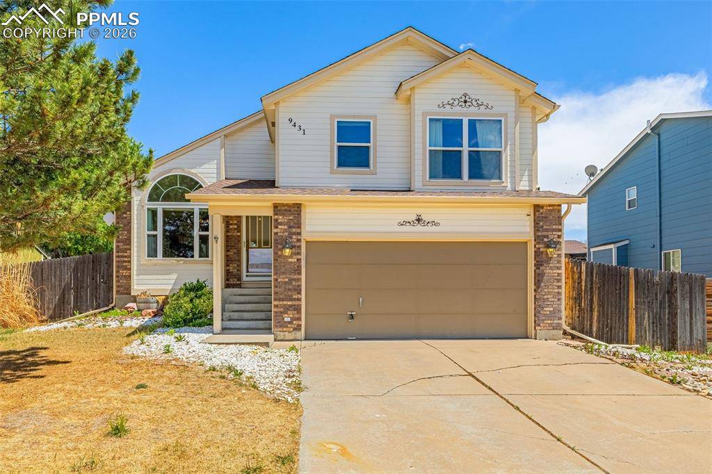 9431 Summit Mesa DR, Fountain, CO 80817