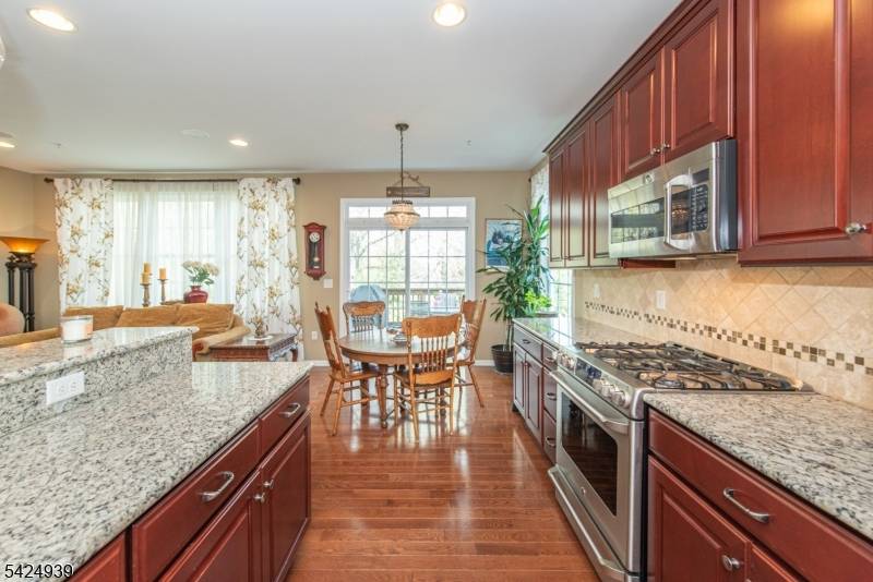 37 Mc Nish Way, West Caldwell Twp., NJ 07006