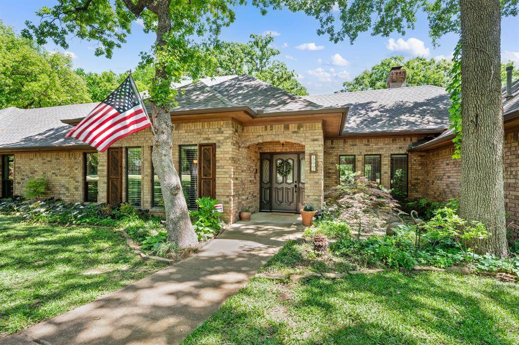 1659 Creekside Drive, Southlake, TX 76092