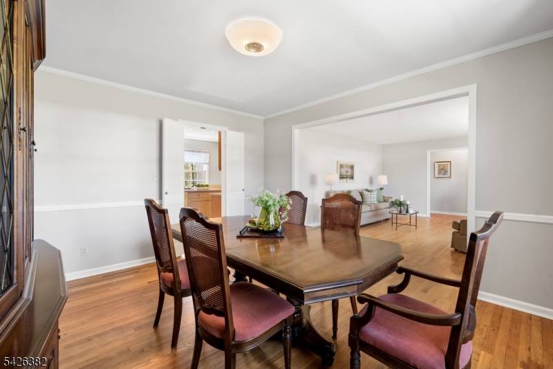 23 Strawberry Ln, Hillsborough Twp., NJ 08844