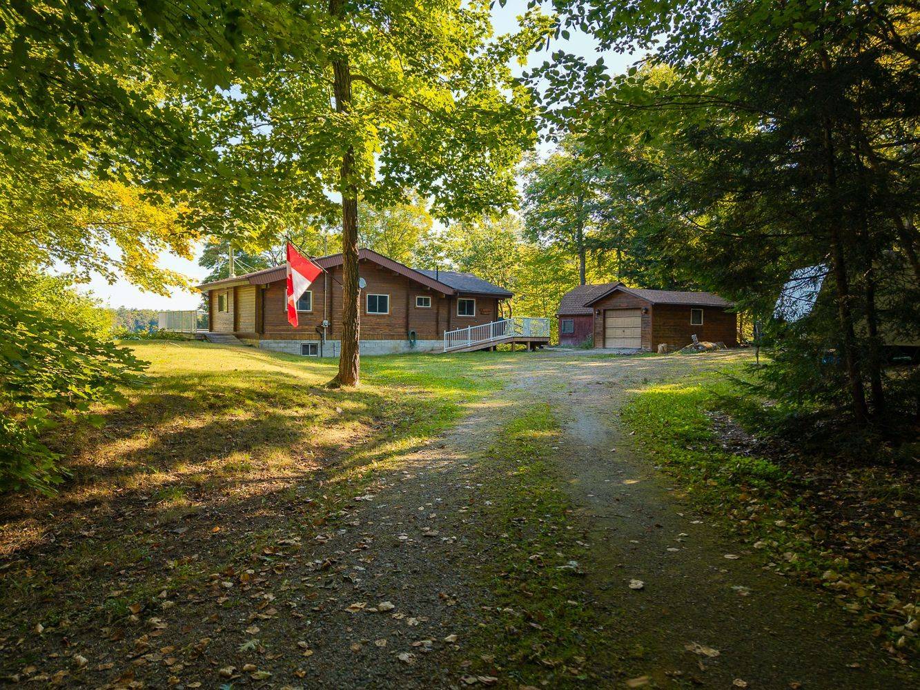 30 Old Sids RD, Seguin, ON P2A 2W8