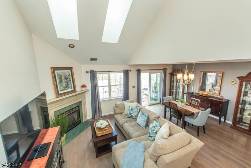32 Birch Terrace, Mount Arlington Boro, NJ 07856