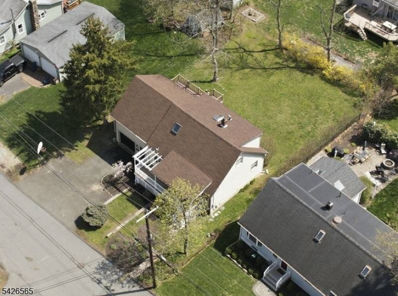 54 Richwood Pl, Denville Twp., NJ 07834