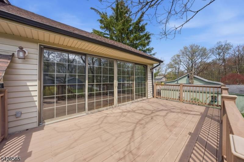 54 Richwood Pl, Denville Twp., NJ 07834