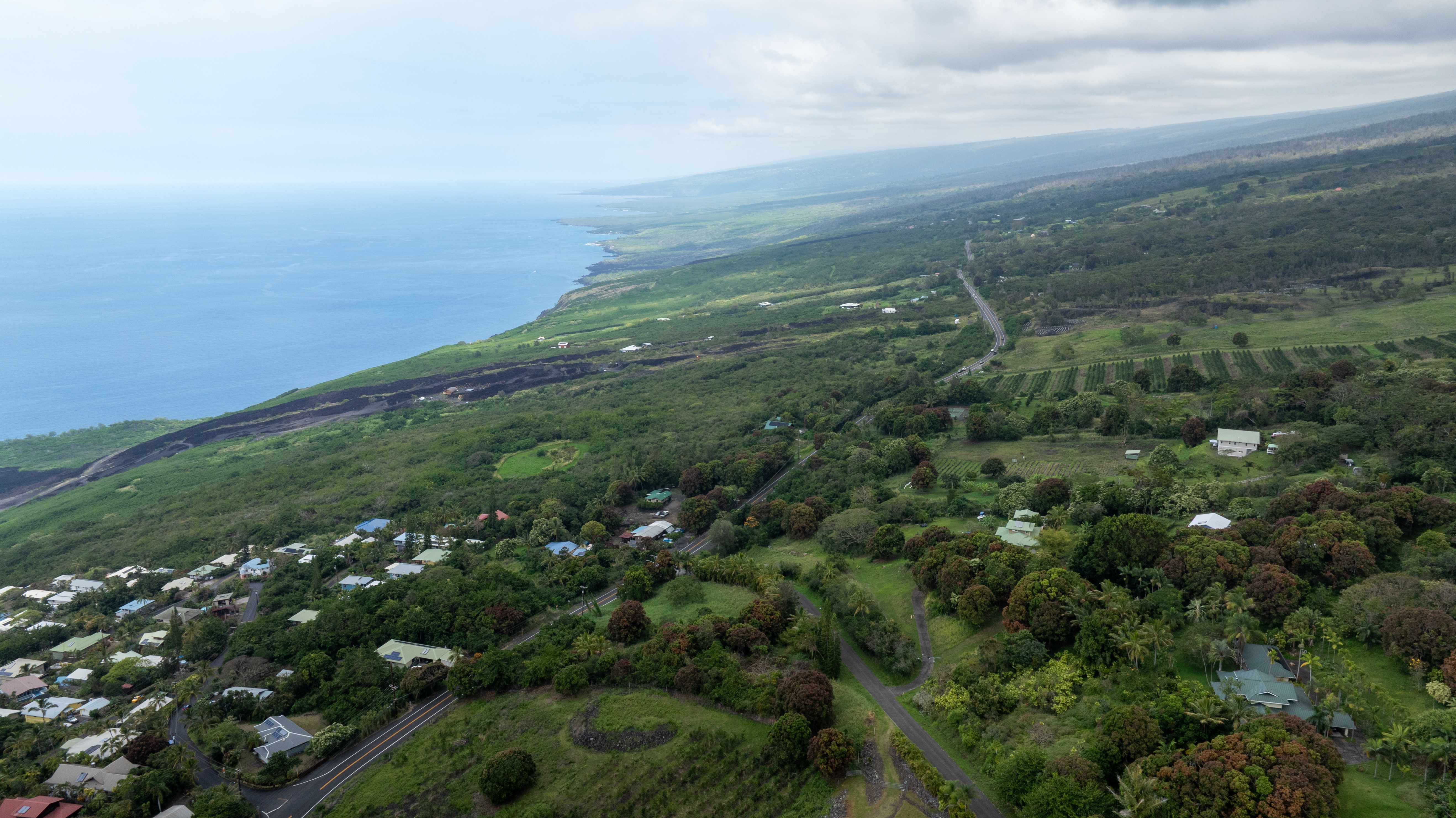 87-493 KAOHE MAUKA RD, Captain Cook, HI 96704