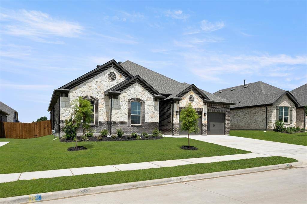 417 Wabash Drive, Waxahachie, TX 75167
