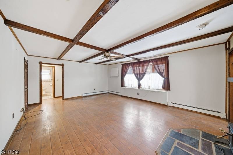 13 Iroquois Ave, Parsippany-troy Hills Twp., NJ 07034