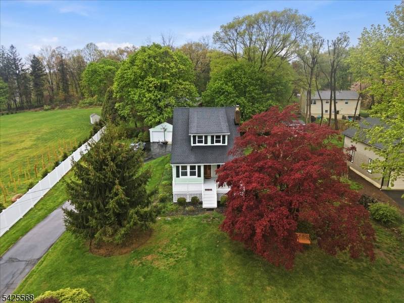 7 Shores Rd, Mendham Twp., NJ 07869