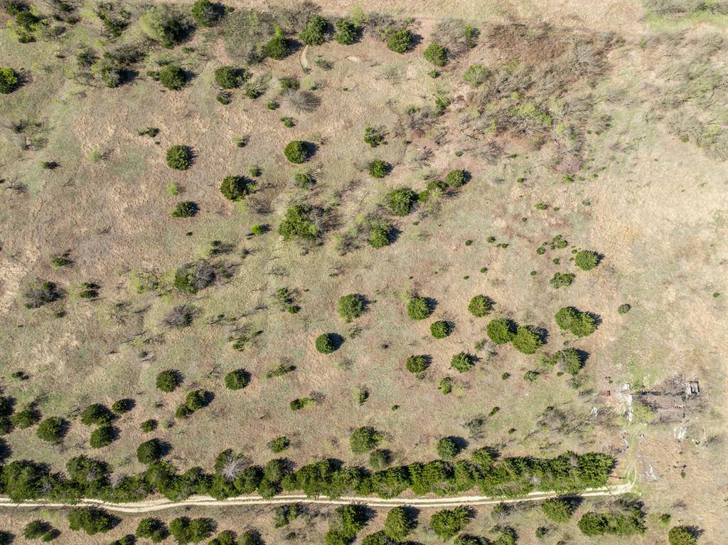 843 Lake Ridge Road, Avalon, TX 76623