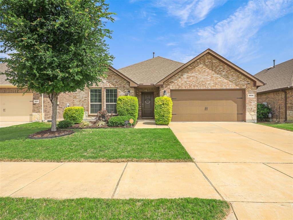 1028 Azure Lane, Celina, TX 75009