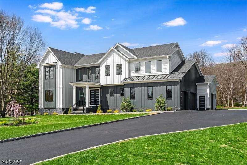 9 Midvale Dr, Warren Twp., NJ 07059