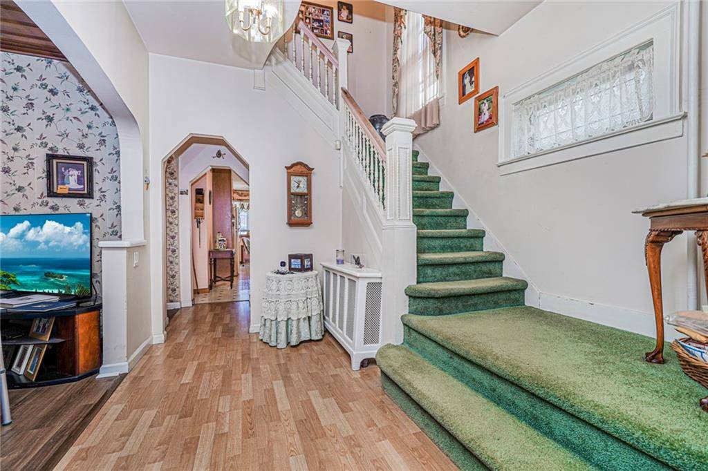 144 Bay 7th ST, Brooklyn, NY 11228