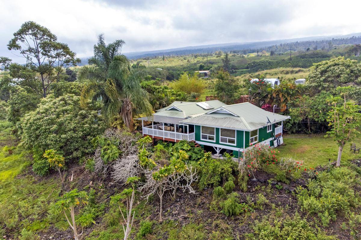 89-725 AINA LANI PL, Captain Cook, HI 96704