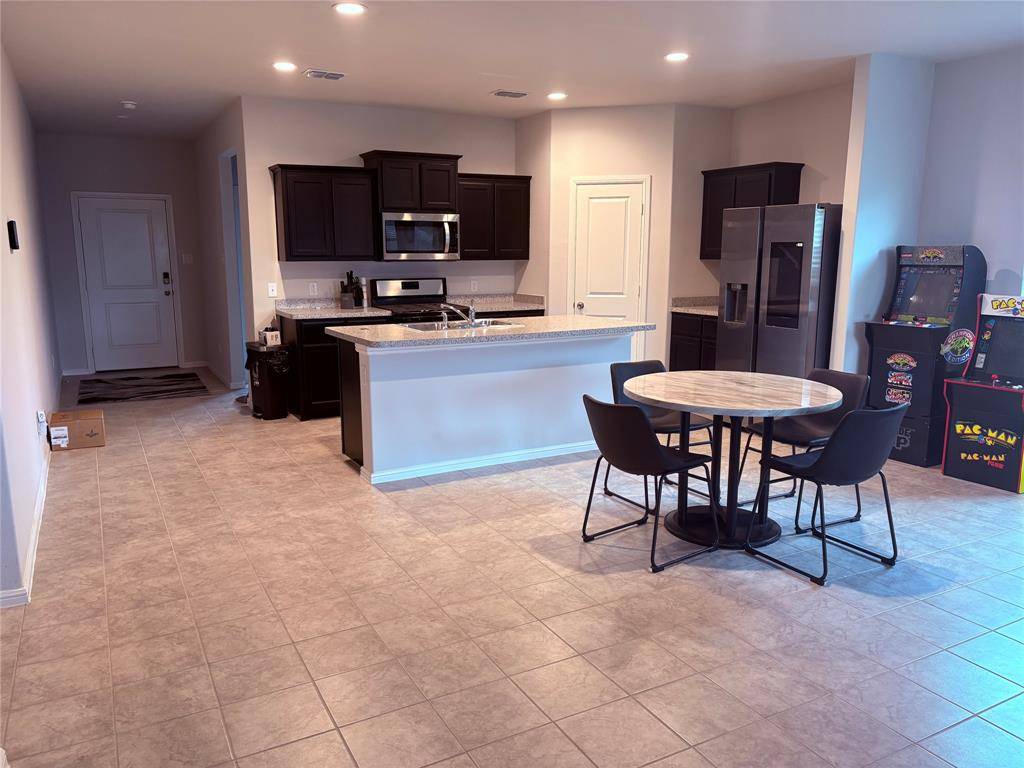 16721 Porterfield Lane, Justin, TX 76247