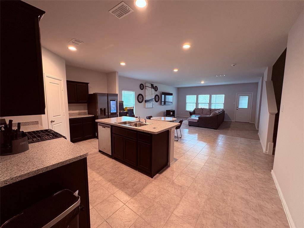 16721 Porterfield Lane, Justin, TX 76247