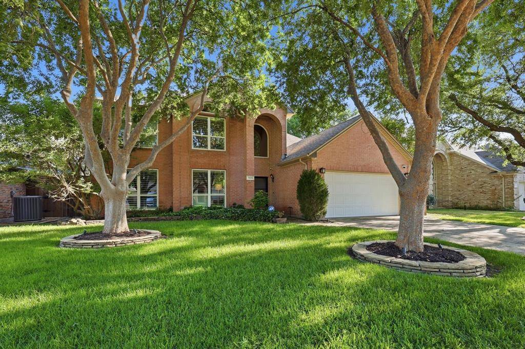 1605 Weatherwood Drive, Flower Mound, TX 75028